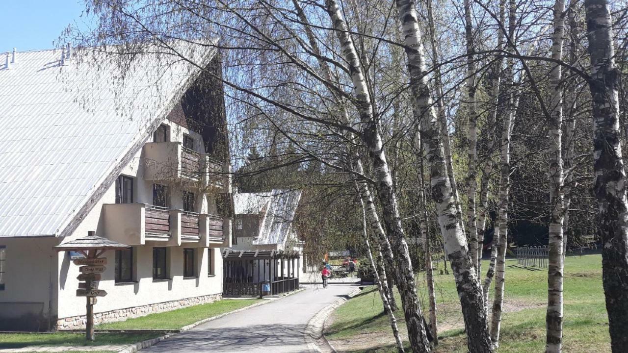 Sykovec Karavan Sykorka Nove Mesto na Morave Exterior foto